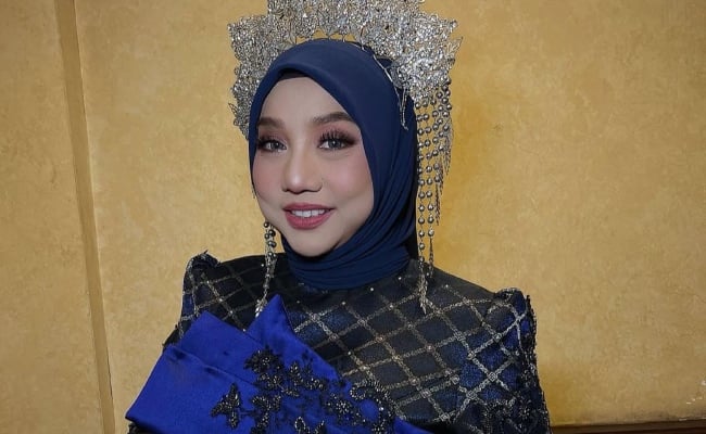 [VIDEO] Noraniza Idris Bidas Netizen, Tuduh Tiru Aliff Syukri