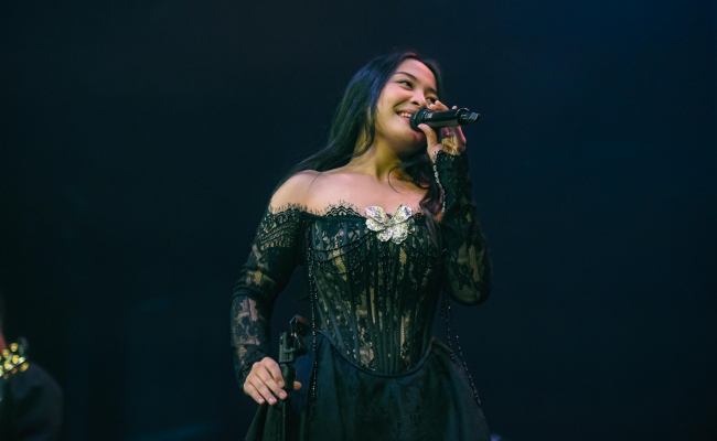 [VIDEO] Bernadya Gagal Kawal Emosi, Pengawal Peribadi Dijemput Tuhan Dua Hari Sebelum Konsert – ‘Dia Sudah Siapkan Passport’