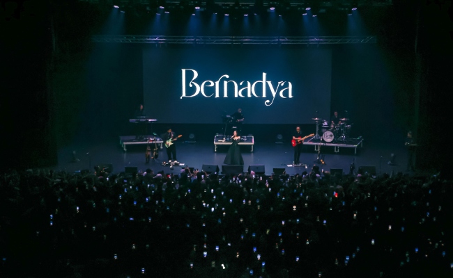 [VIDEO] Bernadya Gagal Kawal Emosi, Pengawal Peribadi Dijemput Tuhan Dua Hari Sebelum Konsert – ‘Dia Sudah Siapkan Passport’