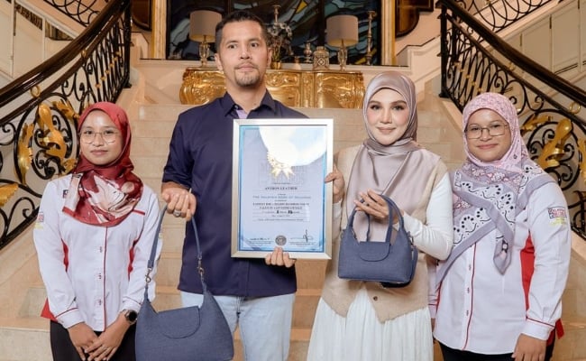 Aliff Syukri Tewaskan Khairul Aming, Rampas Takhta Jualan Tertinggi Penstriman Langsung