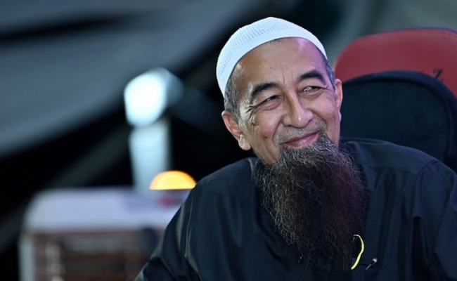 ‘Bariatrik Halal Dilakukan Kerana Penyakit, Haram Jika Untuk Cantik’ – Ustaz Azhar Idrus