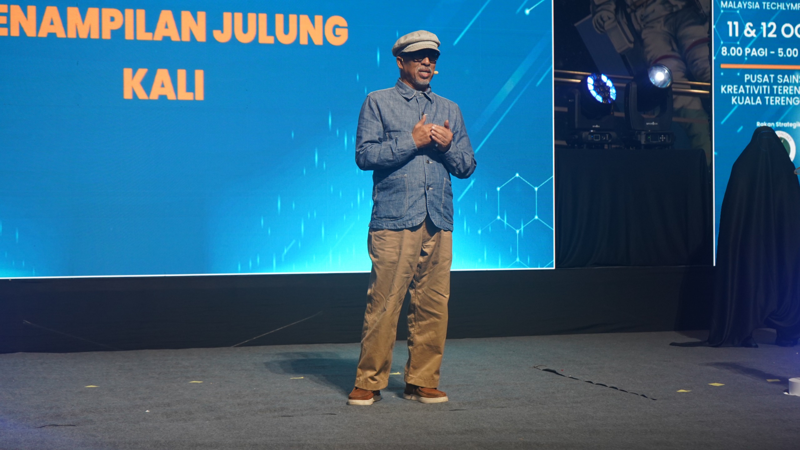 Sabri Yunus Teruja Berlakon Dengan Robot – ‘Melihat Kemampuan Bergerak Seperti Manusia & Haiwan Saya Terkejut’