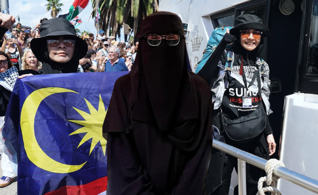 Zizi Kirana Jarang ‘Video Call’ Keluarga Sepanjang Misi Kemanusiaan – ‘Saya Tak Mahu Mereka Sedih’
