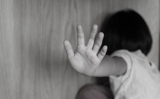 Ustaz Cabul, Paksa Anak Angkat & Anak Saudara Buat Hubungan Seks