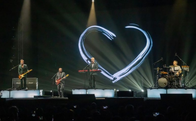 Konsert Michael Learns To Rock Di Arena of Stars Sarat Nostalgia, 4,000 Peminat Bergema Menyanyi Sama