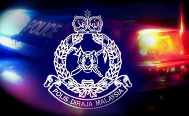 Pelajar Sekolah Terjatuh Dari Tingkat Satu Selepas Putus Cinta