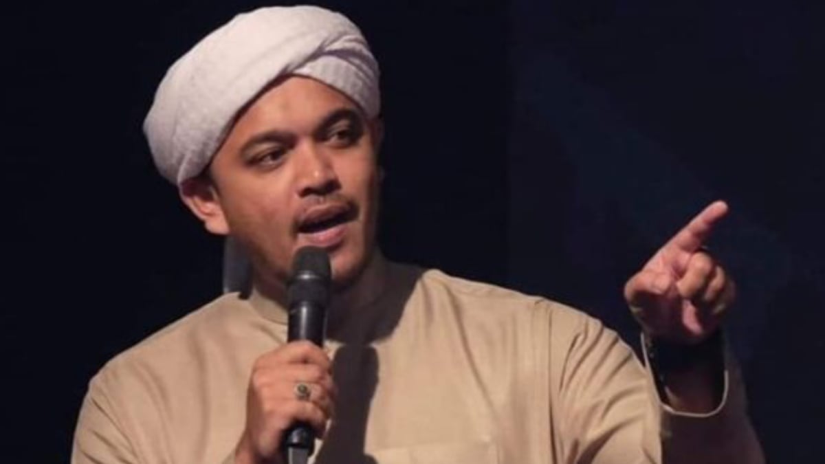 [VIDEO] PU Syed Selar Pempengaruh Hina Nabi – ‘Itu Ayat Yang Kufur, Saya Harap Dia Bertaubat Pada Allah’