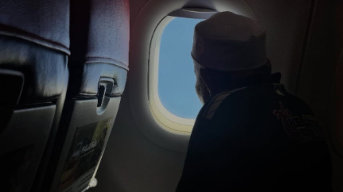 Lelaki Tawar ‘Window Seat’ Untuk Pak Cik Pertama Kali Naik Kapal Terbang – ‘Terima Kasih Nak, Lepas Ini Tak Tahu Sempat Naik Lagi Atau Tak’