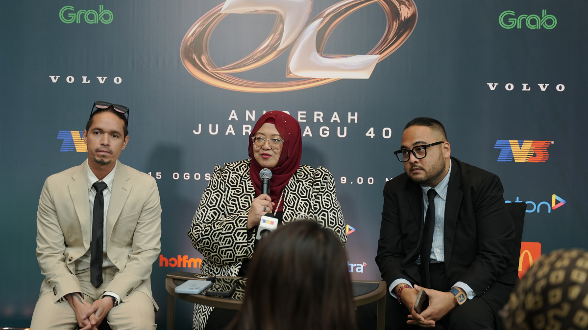 AJL40: ‘Habis Buletin TV3 Jangan Berganjak Depan TV, Sebab Opening Mega’