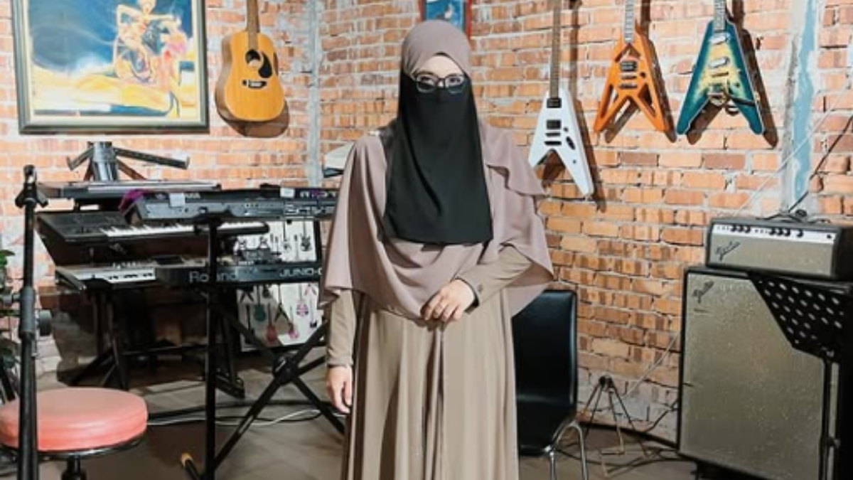 ‘Macam Dejavu… Dulu P Ramlee Kena Cari Musang Berjanggut, Sekarang Rakyat Malaysia’ – Salima Habibi