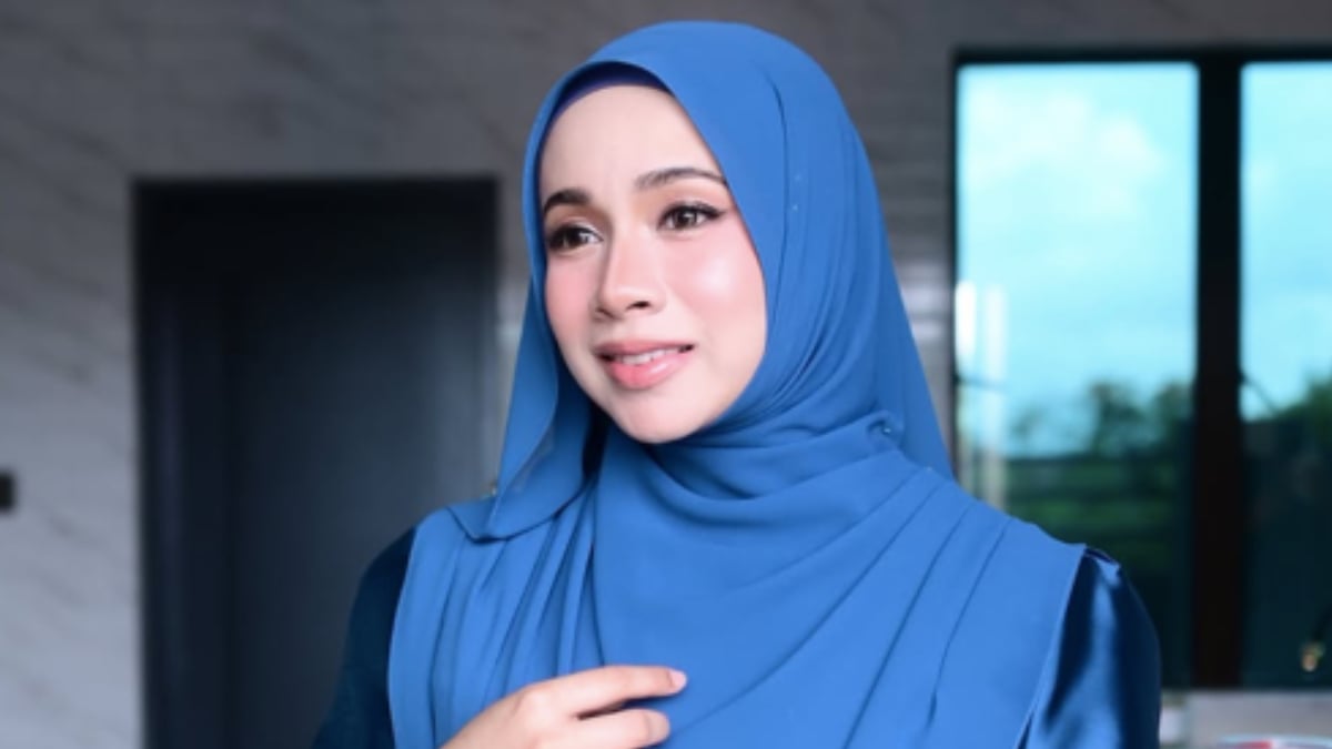 Peniaga DM Amira Othman, Hantar Biskut Ketika Berpantang – ‘Sempena Setahun Lalu Awak Bagi Duit Dekat Anak Saya’