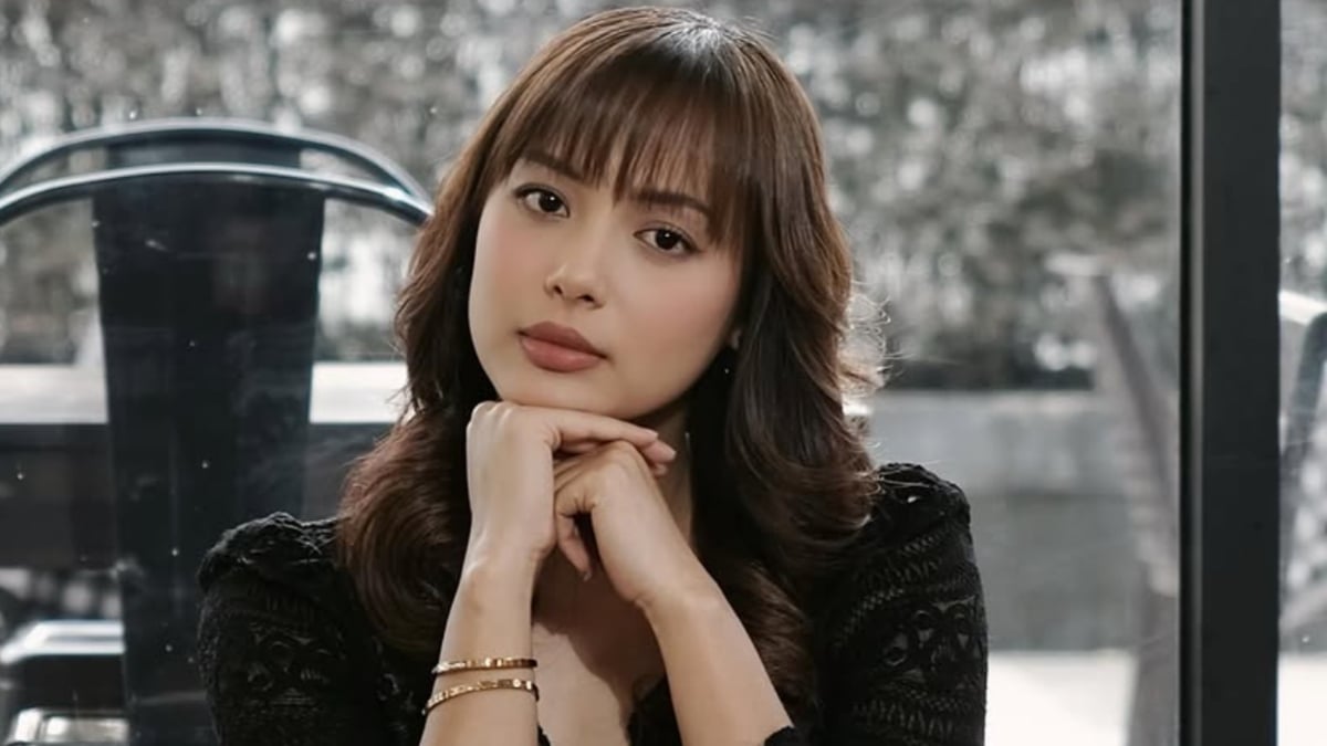 [VIDEO] ‘Mungkin Ini Tahun Terakhir Saya Berlakon Watak Wanita Tersakiti, Tahun Depan Nak Tukar Genre’ –  Ezzanie Jasny