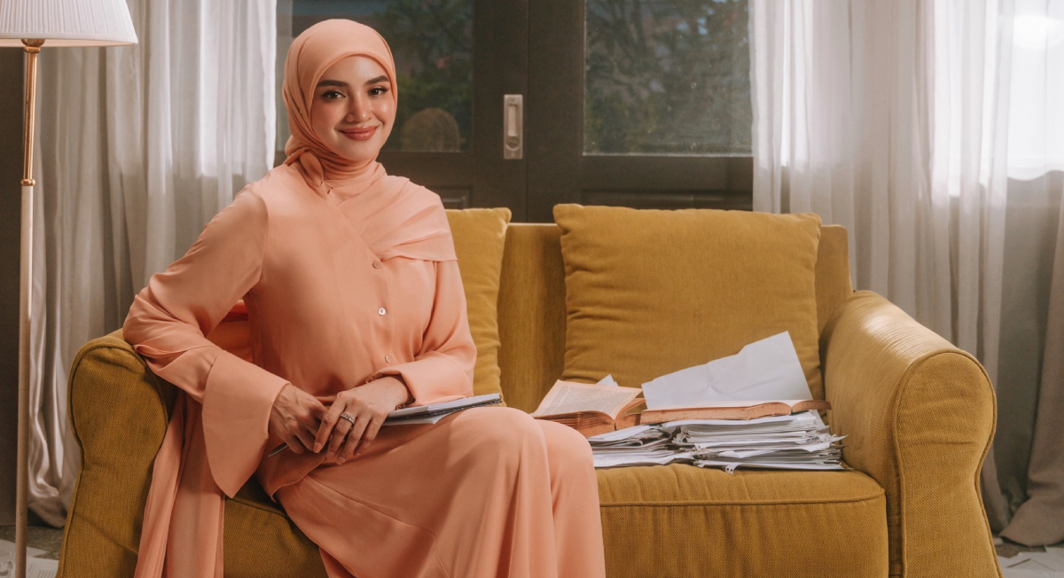 ‘Lagu Kisah Terbaik Bukan Sekadar Cinta, Tetapi Tentang Menerima Setiap Pengalaman Yang Membentuk Diri’ – Fazura