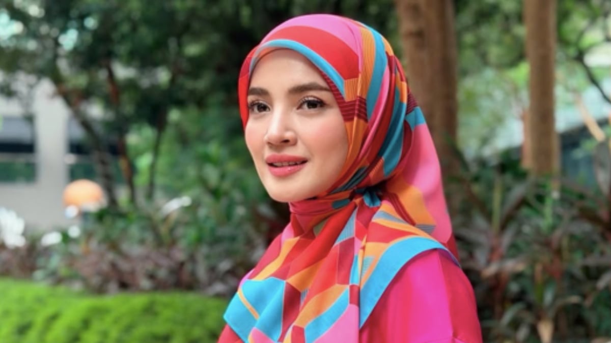 [VIDEO] Fazura Mohon Peminat Henti Provokasi & Fitnah – ‘Dari Hari Ini Kita Mula Berharmoni’