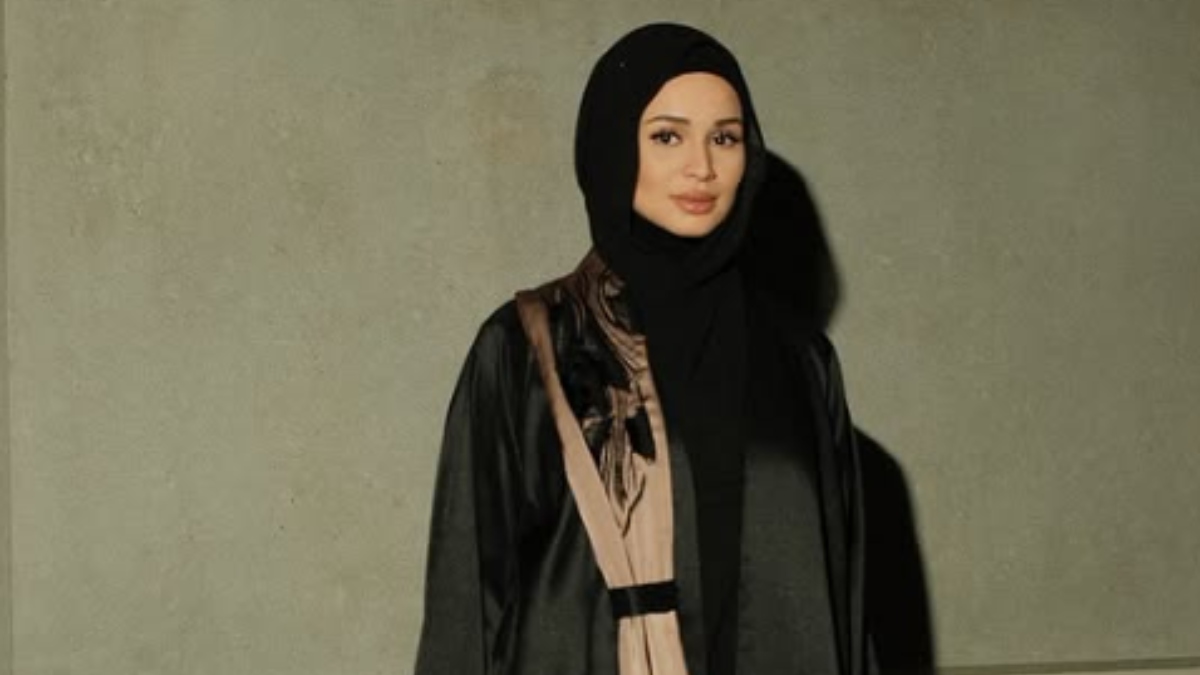 Dituduh Jeling & Kurang Mesra, Izara Aishah Nafi Dakwaan Halang Individu Masuk Lif – ‘Fitnah Apa Ni?’