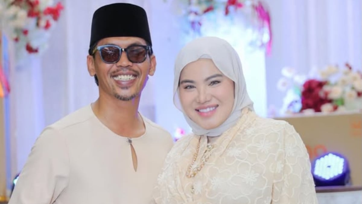 [VIDEO] ‘Dia Kahwin Dengan Saya Bukan Sebab Cinta Tapi Sebab Anak’ – Watie Hanifiah