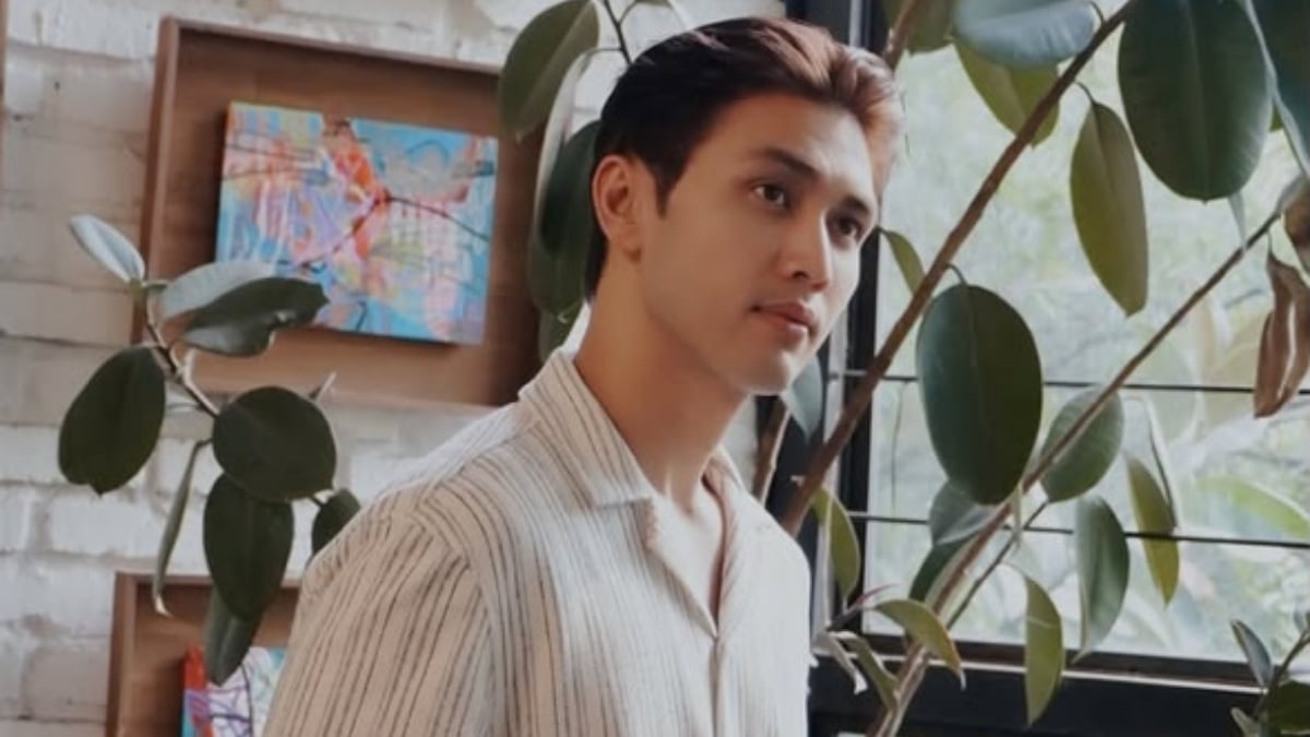 Adam Lee Tegur Individu Bayar Hutang – ‘Mesti Ingat Pelakon Banyak Duit Kan?’
