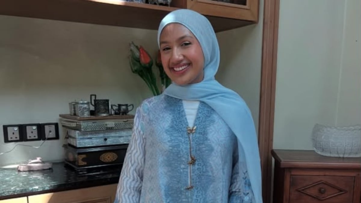 Ili Ruzanna Pilih Berdiam Diri, Tak Mahu Isu Berhenti Radio Dipanaskan – ‘Orang Memang Suka Gossip’