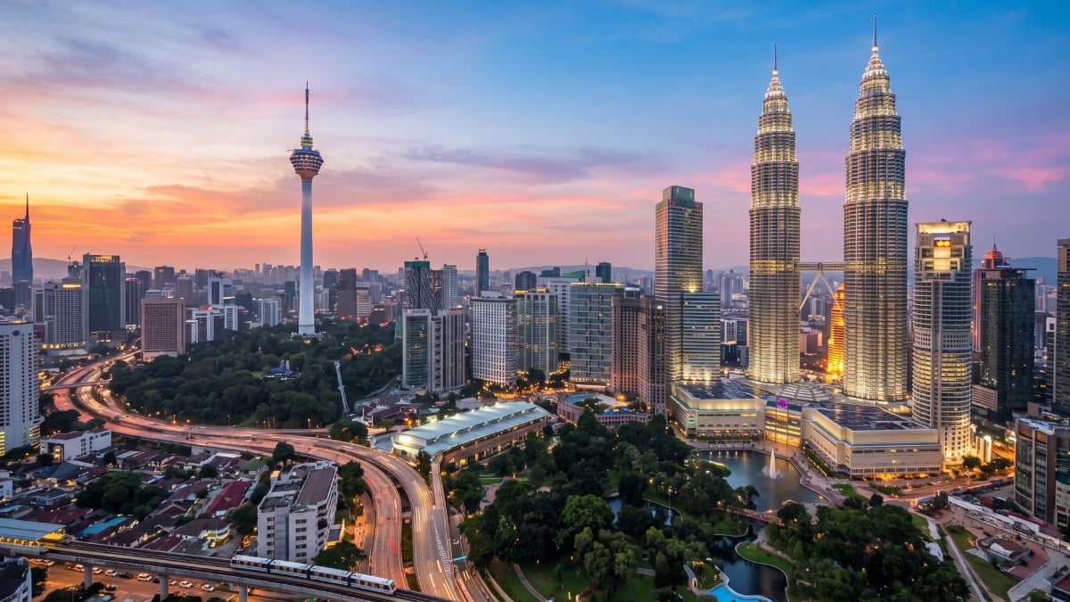 Dari 1957 Ke 2026: Apa Yang Sudah Berubah Dalam Hidup Kita?
