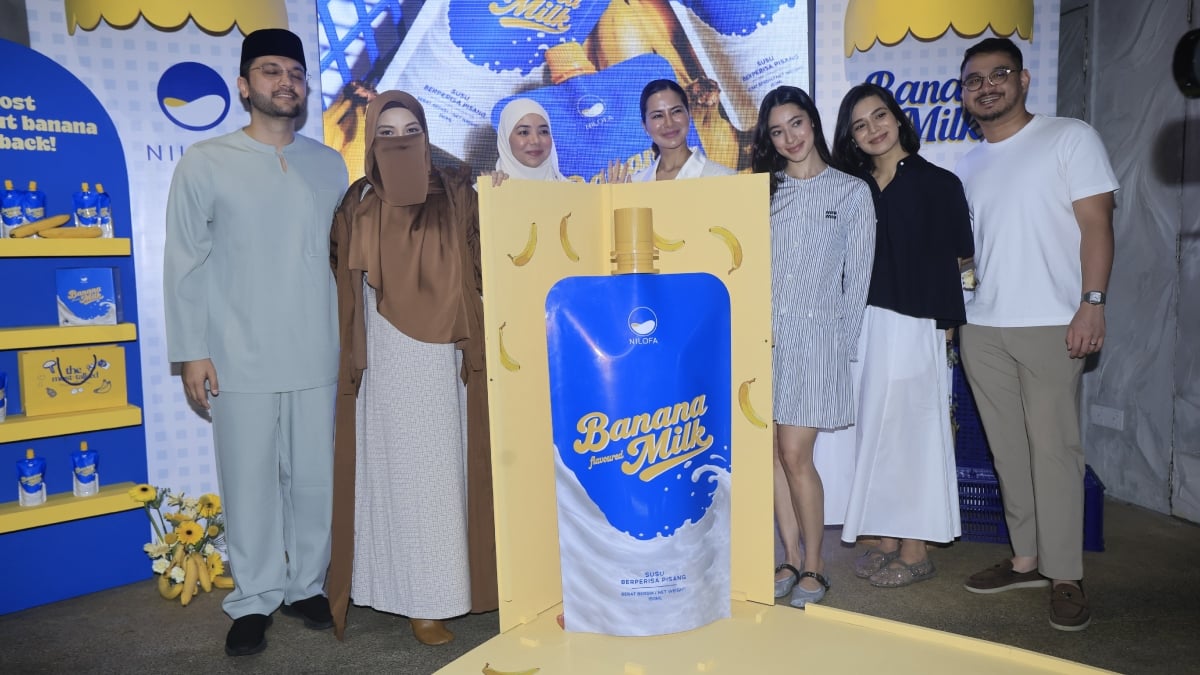 [VIDEO] Susu Pisang Nilofa Kembali, Neelofa & Noor Nabila Lantik 50 Rakan Niaga – ‘Tidak Seperti Dahulu Banyak Stokis & Agen’