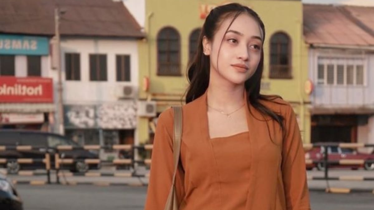 Nesa Idrus Anggap Artis Perlukan Ruang Peribadi Di Set – ‘Kontrak Tak Cakap Kena Bergaul Setiap Kali Rehat’
