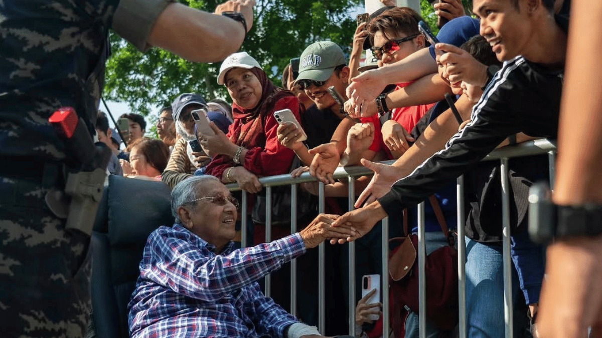 ‘Kalau Tak Pergi Sambutan Hari Kemerdekaan Rasa Kosong’ – Tun Mahathir