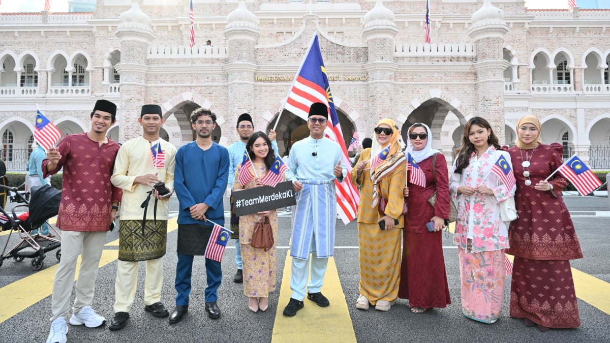 Aizat Saha, Odda & Personaliti Tempatan Meriahkan #TeamMerdekaKL Di KM 0