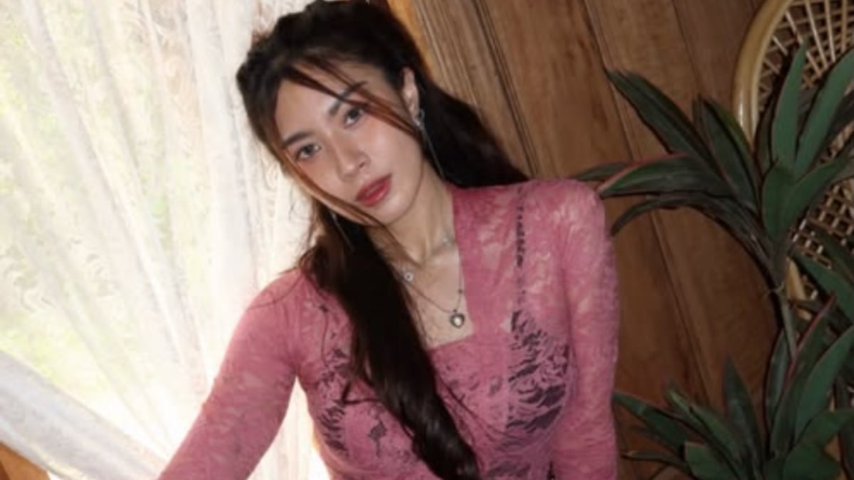 Elizabeth Tan Sedar Tak Hebat Menyanyi, Dedah Tak Pernah Masuk Kelas Vokal – ‘Saya Bangga Dengan Ton Suara Saya’