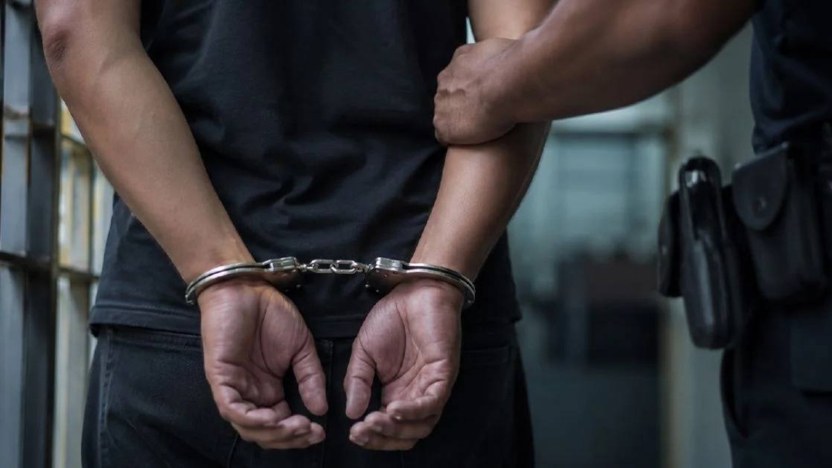 Lelaki Maut Didakwa Ditikam Rakan Guna Gunting
